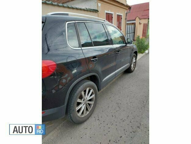 Negru Utilizat 2012 VW Tiguan SUV | 10.500 EUR (Preț OK) - Imagine 1/3