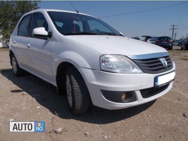 Alb Utilizat 2009 Dacia Logan Berlinǎ | 2.550 EUR (Preț OK) - Imagine 1/4