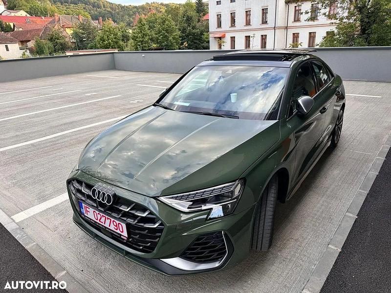Culoareverde Utilizat 2024 Audi S3 Comfort Berlinǎ | 44.286 EUR - Imagine 1/4