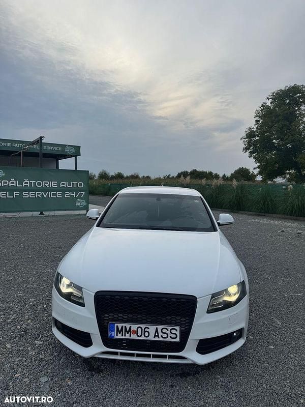 Second-hand Audi A4 S-Line 160 CP (117 kW) 2009 Culoarealb Berlinǎ