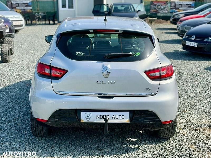 Second-hand Renault Clio IV Dynamique 90 CP (66 kW) 2015 Culoareargint