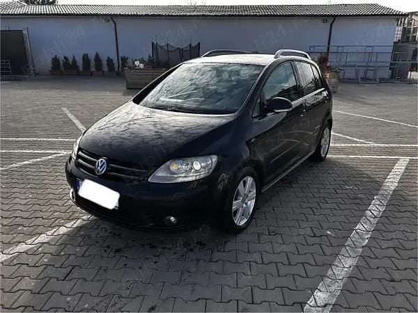 Second-hand VW Golf V 105 CP (77 kW) 2007 Berlinǎ