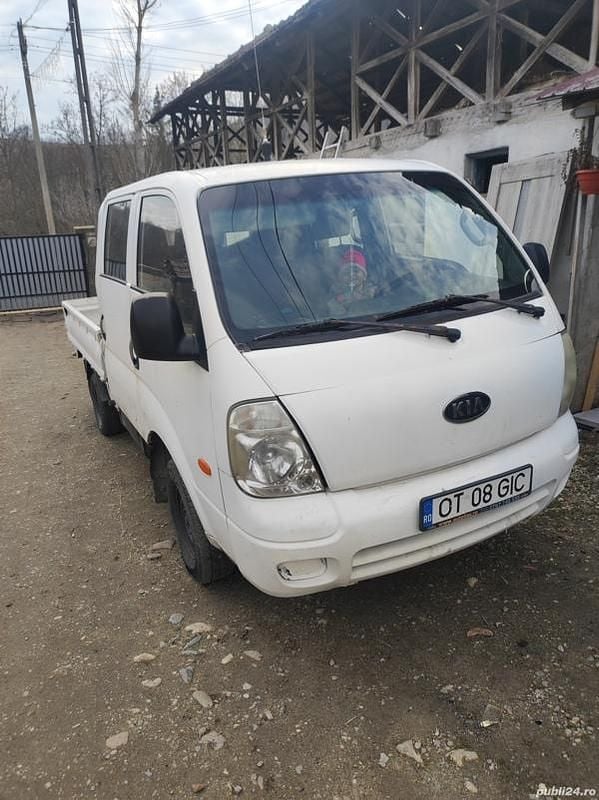 Utilizat 2005 Kia Carnival Monovolum | 3.000 EUR - Imagine 1/4