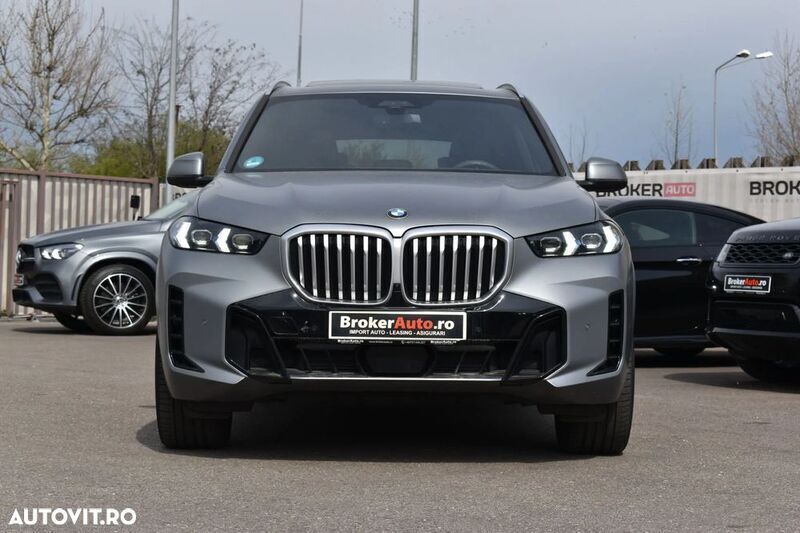 Gri Utilizat 2023 BMW X5 SUV | 67.150 EUR (Preț OK) - Imagine 1/4