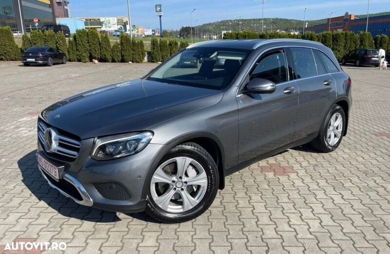 Gri Utilizat 2016 Mercedes GLC220 Exclusive SUV | 21.888 EUR (Puțin scump) - Imagine 1/4