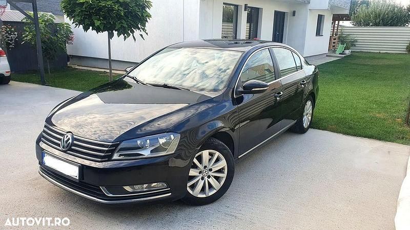 Culoarenegru Utilizat 2013 VW Passat Berlinǎ | 7.200 EUR (Preț OK) - Imagine 1/4