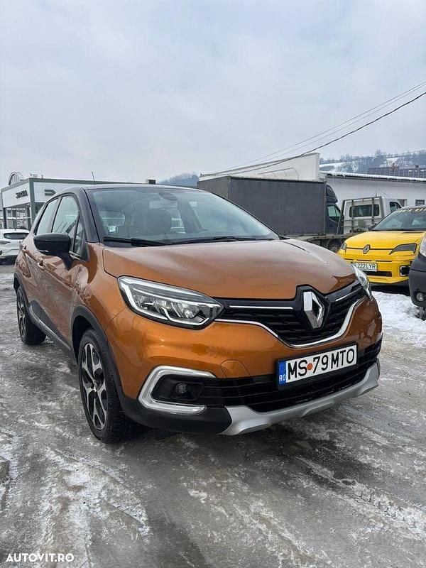 Culoareportocaliu Utilizat 2019 Renault Captur Intens SUV | 10.000 EUR (Preț OK) - Imagine 1/4