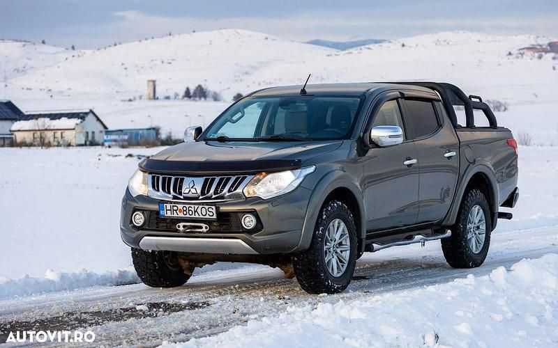 Second-hand Mitsubishi L200 Diamant Edition 181 CP (133 kW) 2016 Culoareverde Pickup