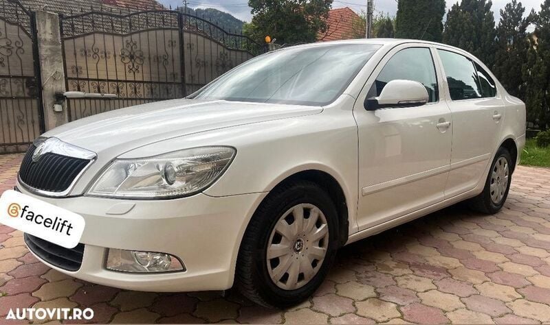 Alb Utilizat 2009 Skoda Octavia Elegance Berlinǎ | 4.490 EUR (Preț OK) - Imagine 1/4