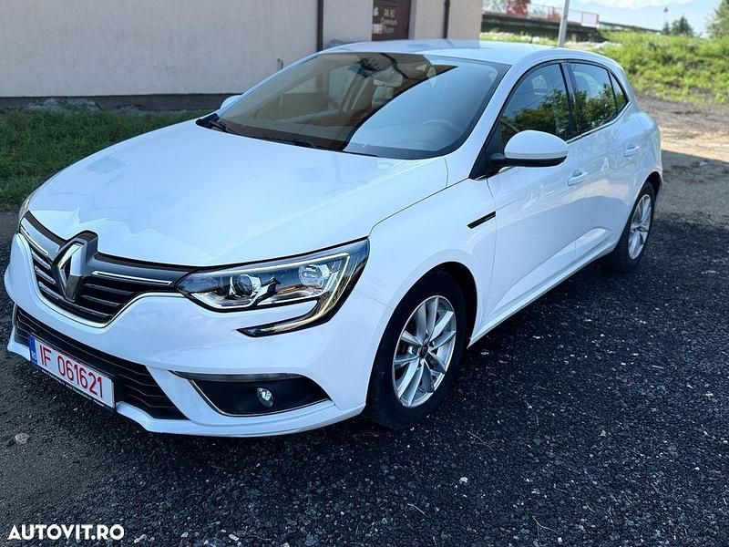 Culoarealb Utilizat 2019 Renault Mégane IV Business Hatchback | 11.400 EUR (Preț OK) - Imagine 1/4