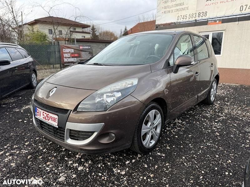 Culoaremaro Utilizat 2010 Renault Scénic III Luxe Monovolum | 3.890 EUR (Preț OK) - Imagine 1/4