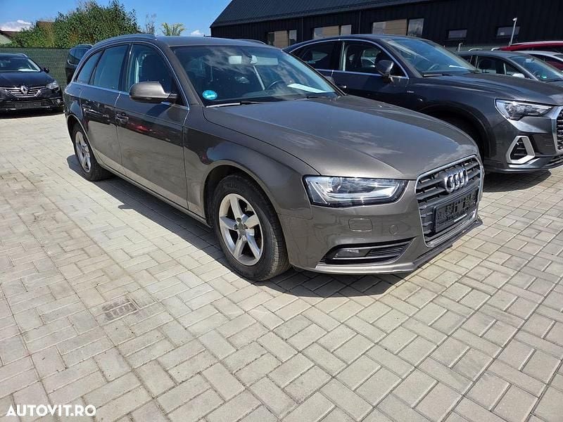 Culoaremaro Utilizat 2013 Audi A4 Ambiente Break | 10.990 EUR (Scump) - Imagine 1/4