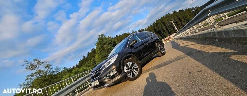 Maro Utilizat 2016 Honda CR-V Executive SUV | 13.299 EUR (Preț bun) - Imagine 1/4