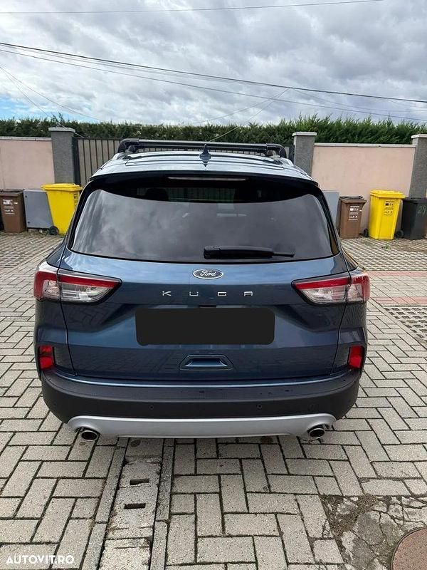 Second-hand Ford Kuga 150 CP (110 kW) 2021 Culoarealbastru SUV