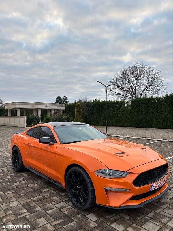 Second-hand Ford Mustang 317 CP (233 kW) 2020 Culoareportocaliu Coupe