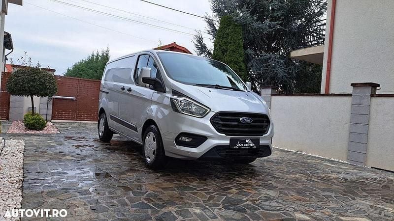 Second-hand Ford Transit Custom 130 CP (95 kW) 2021 Culoaregri Monovolum