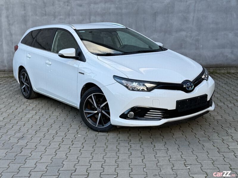 Utilizat 2018 Toyota Auris Hybrid Break | 9.999 EUR - Imagine 1/4
