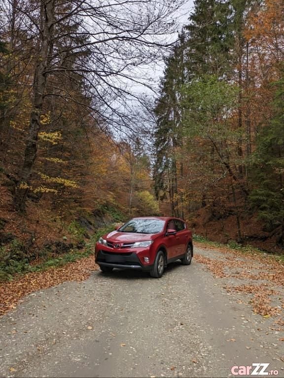 Roșu Utilizat 2013 Toyota RAV4 SUV | 13.300 EUR (Puțin scump) - Imagine 1/4