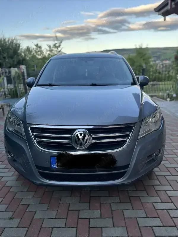 Utilizat 2010 VW Tiguan SUV | 7.999 EUR (Preț OK) - Imagine 1/4