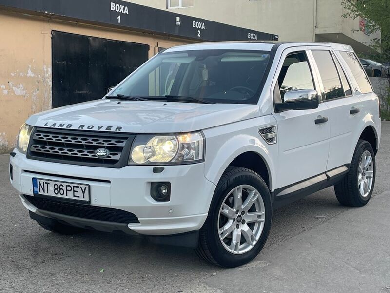 Alb Utilizat 2011 Land Rover Freelander 2 SUV | 6.850 EUR - Imagine 1/4