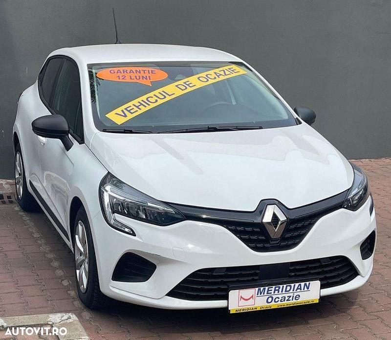 Alb Utilizat 2021 Renault Clio V Life | 12.199 EUR (Puțin scump) - Imagine 1/4