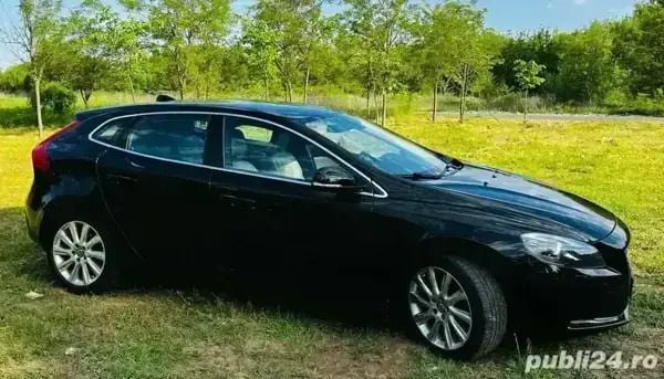 Utilizat 2013 Volvo V40 Break | 7.250 EUR (Preț OK) - Imagine 1/4