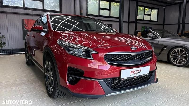 Culoarerosu Utilizat 2020 Kia XCeed City SUV | 19.360 EUR (Puțin scump) - Imagine 1/4