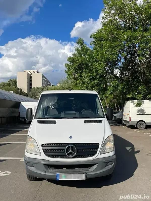 Alb Utilizat 2010 Mercedes Sprinter Van | 8.400 EUR (Preț bun) - Imagine 1/4