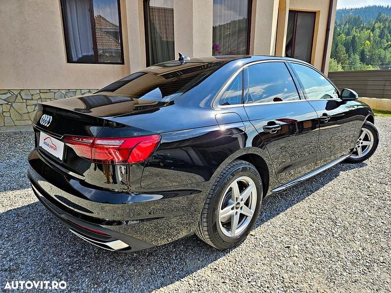 Second-hand Audi A4 136 CP (100 kW) 2023 Culoarenegru Berlinǎ