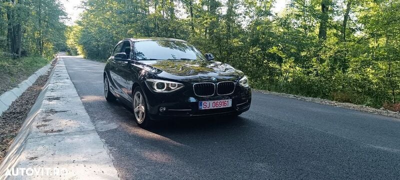 Negru Utilizat 2013 BMW 116 Sport Line Hatchback | 6.800 EUR - Imagine 1/4