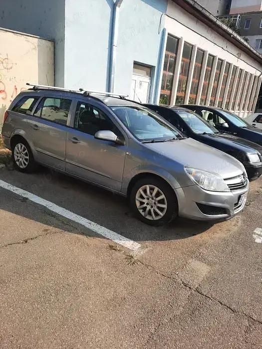 Utilizat 2007 Opel Astra Hatchback | 2.200 EUR (Puțin scump) - Imagine 1/3