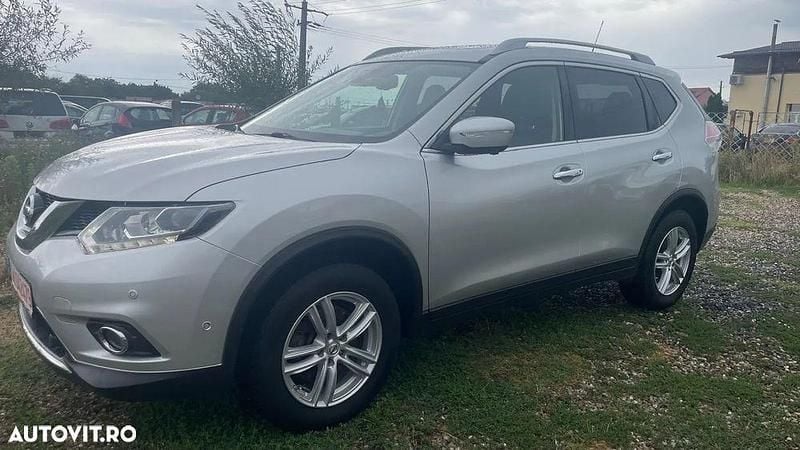 Gri Utilizat 2018 Nissan X-Trail SUV | 15.000 EUR (Preț bun) - Imagine 1/4