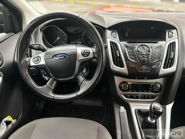 Negru Utilizat 2014 Ford Focus Break | 5.600 EUR (Preț OK) - Imagine 1/4