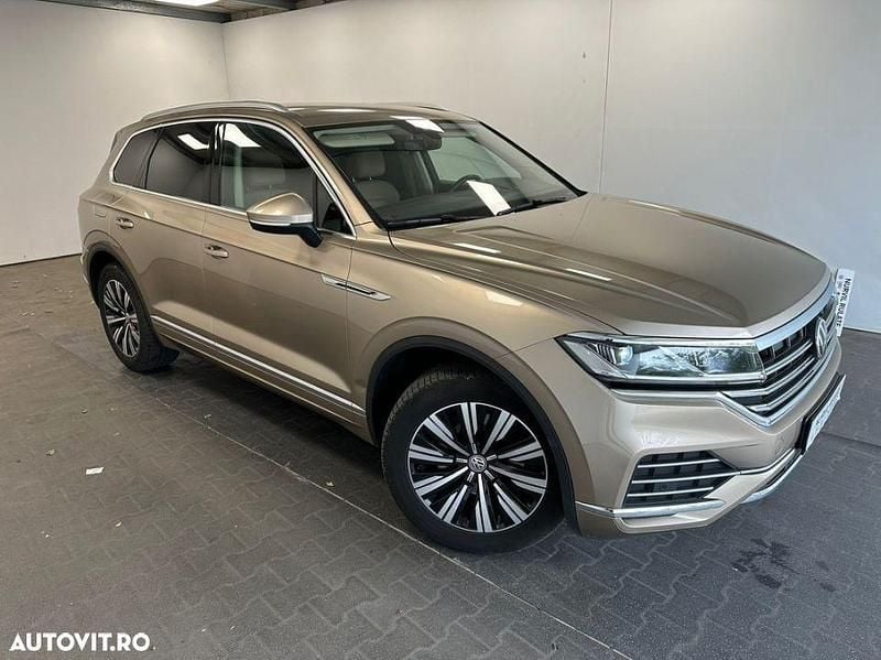 Bej Utilizat 2020 VW Touareg Elegance SUV | 38.115 EUR (Puțin scump) - Imagine 1/4