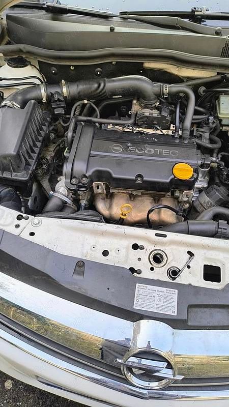 Second-hand Opel Astra 90 CP (66 kW) 2010 Hatchback