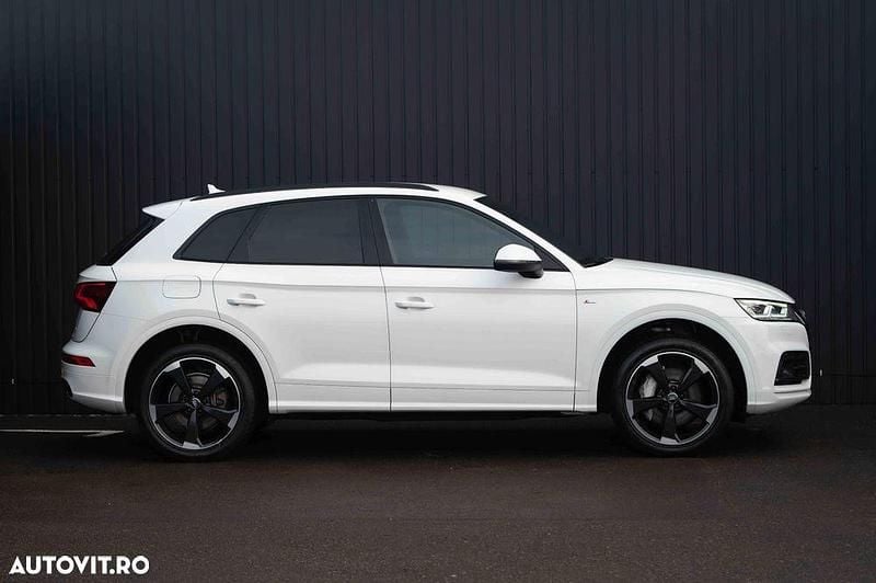 Second-hand Audi Q5 S-Line 299 CP (219 kW) 2020 Culoarealb SUV