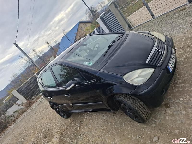 Second-hand Mercedes A140 2001 Hatchback