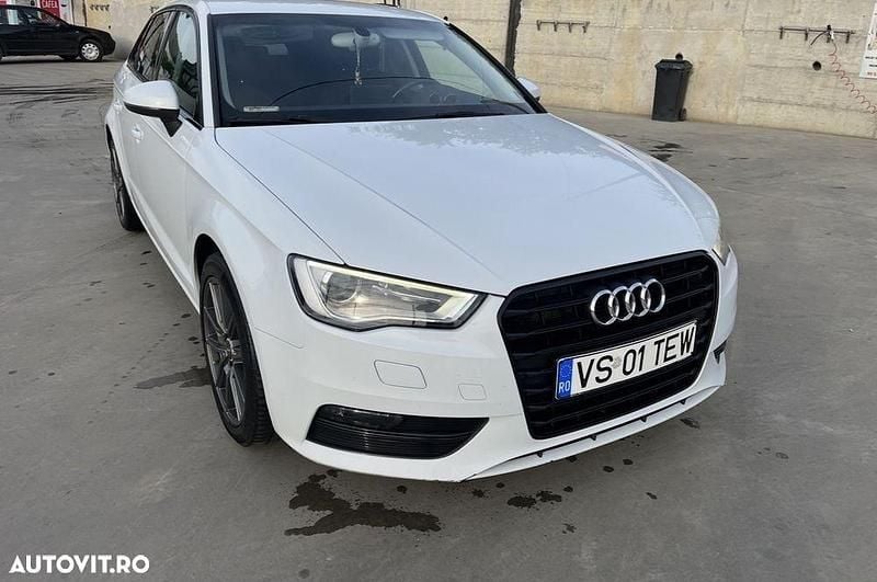 Second-hand Audi A3 150 CP (110 kW) 2014 Culoarealb Hatchback