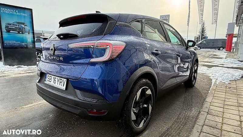Nouă Renault Captur Techno 100 CP (73 kW) 2025 Culoarealbastru SUV