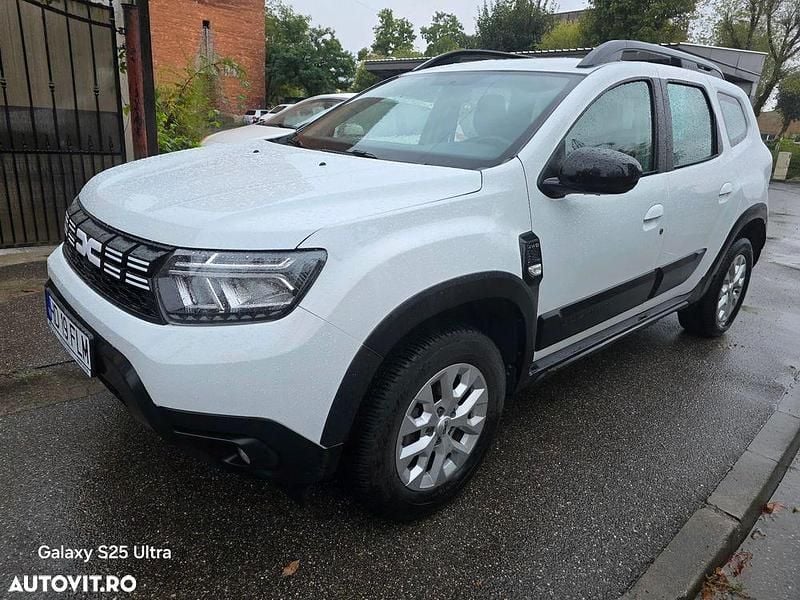 Culoarealb Utilizat 2022 Dacia Duster Comfort SUV | 15.950 EUR (Puțin scump) - Imagine 1/4