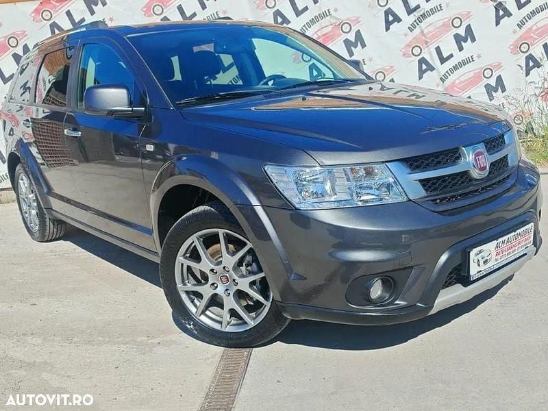 Culoaregri Utilizat 2015 Fiat Freemont Lounge SUV | 10.950 EUR - Imagine 1/4