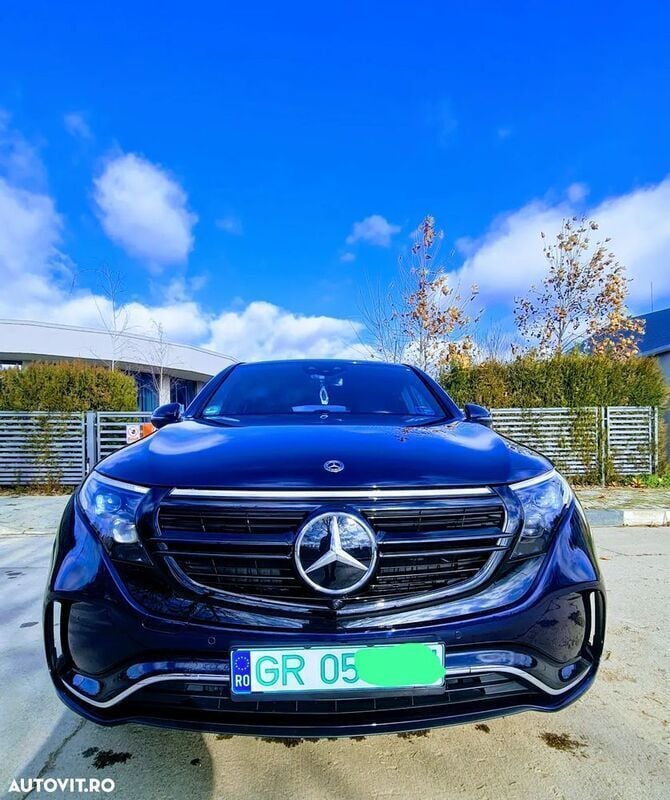 Albastru Utilizat 2020 Mercedes EQC400 Electric Art SUV | 38.500 EUR - Imagine 1/4