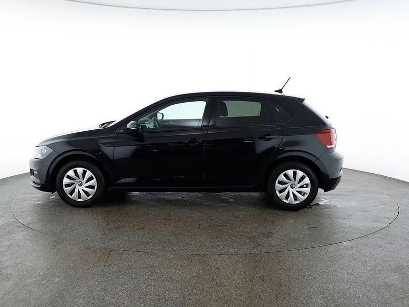 Second-hand VW Polo Comfortline 95 CP (69 kW) 2021 Negru  metalic  perleffect Hatchback