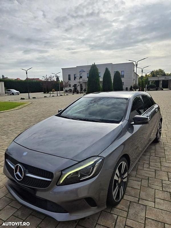 Culoaregri Utilizat 2017 Mercedes A220 AMG line Hatchback | 16.800 EUR (Preț bun) - Imagine 1/4