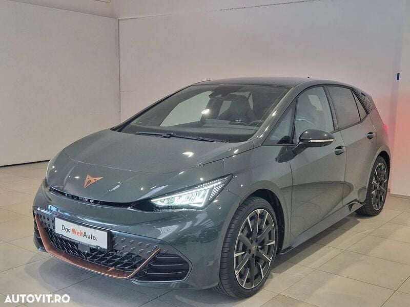 Verde Utilizat 2025 Cupra Born e-Boost Hatchback | 50.688 EUR - Imagine 1/4