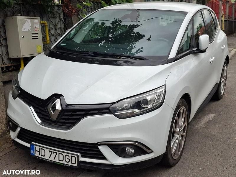 Alb Utilizat 2017 Renault Scénic IV Monovolum | 5.600 EUR (Super Preț) - Imagine 1/4