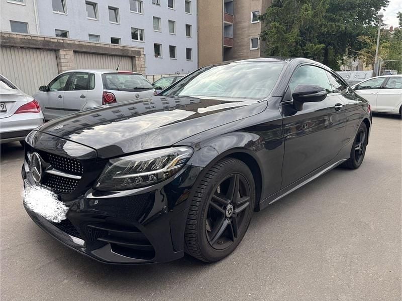 Utilizat 2020 Mercedes C200 AMG line Coupe | 30.694 EUR (Preț OK) - Imagine 1/1
