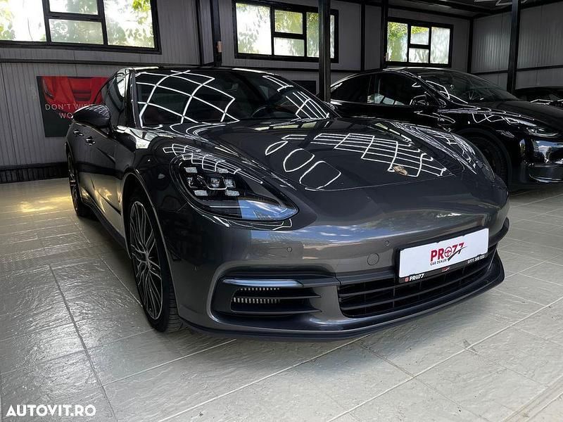 Gri Utilizat 2018 Porsche Panamera Berlinǎ | 76.250 EUR - Imagine 1/4