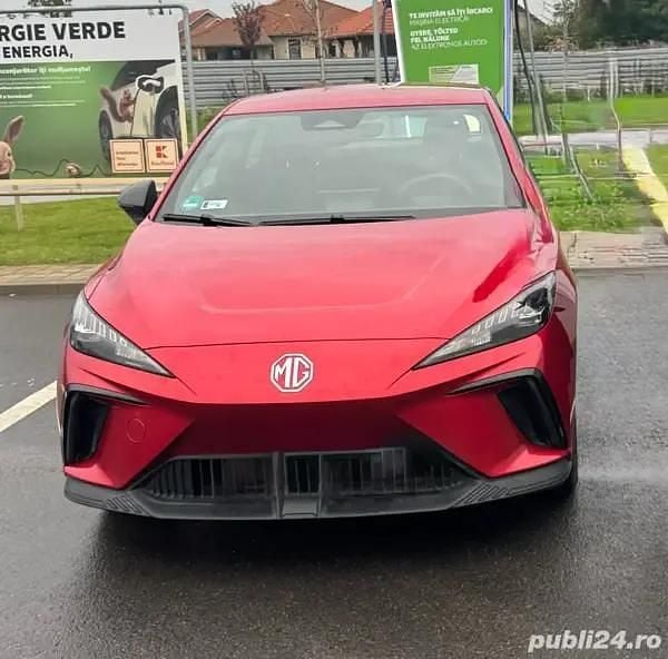 Rosu Utilizat 2023 MG MG4 EV Hatchback | 20.200 EUR - Imagine 1/4