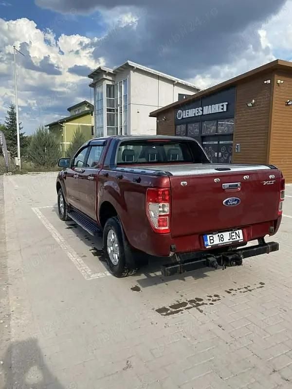 Second-hand Ford Ranger XLT 160 CP (117 kW) 2016 Culoarerosu Pickup